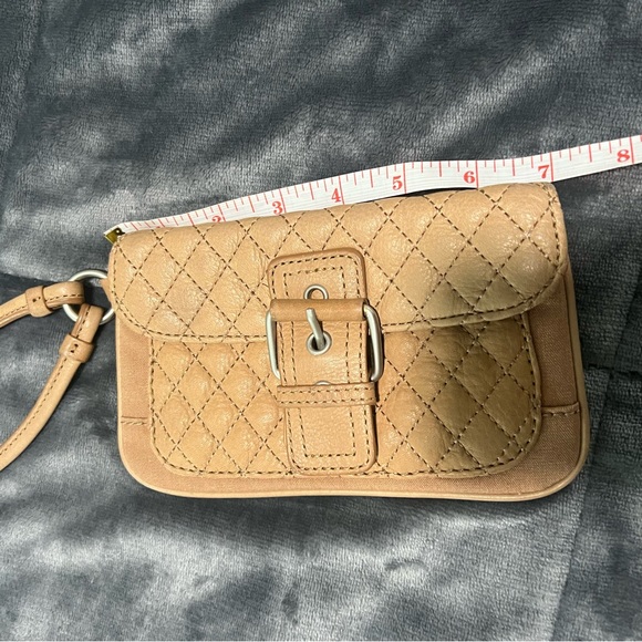 Vintage Old Navy Tan Quilted Wristlet Y2K Camel 7”x4” - Picture 4 of 7